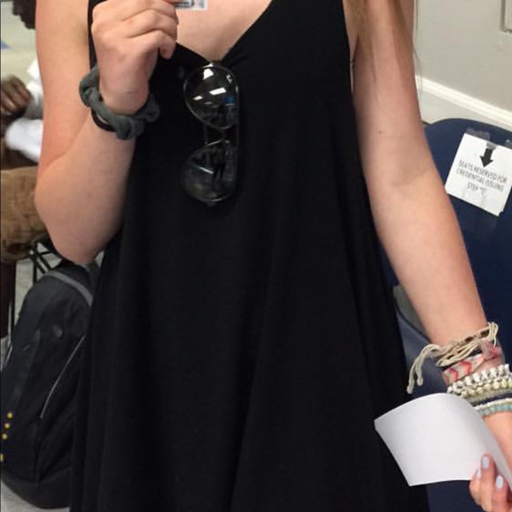 black flowy t-shirt dress